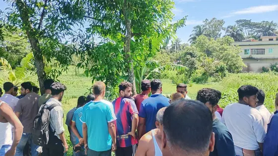 চট্টগ্রামে ডোবা থেকে অজ্ঞাতপরিচয় ব্যক্তির অর্ধগলিত মরদেহ উদ্ধার