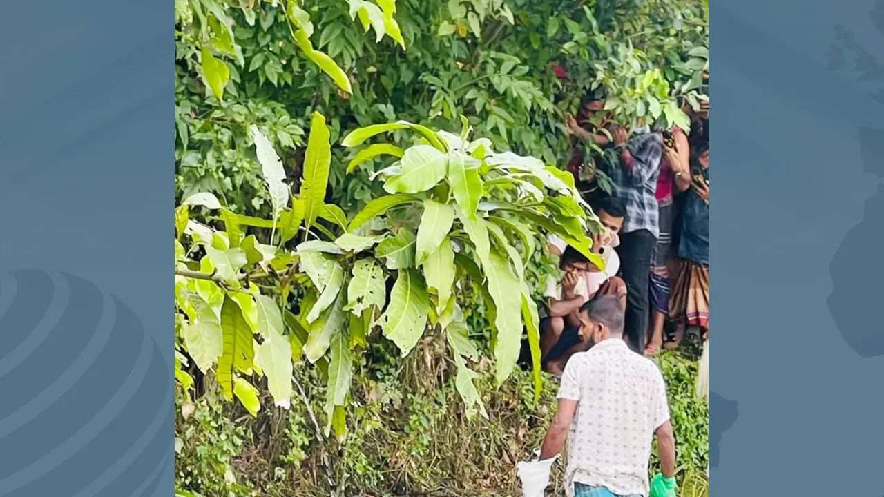 কুমিল্লায় ফসলি জমিতে পুঁতে রাখা অজ্ঞাত নারীর মরদেহ উদ্ধার