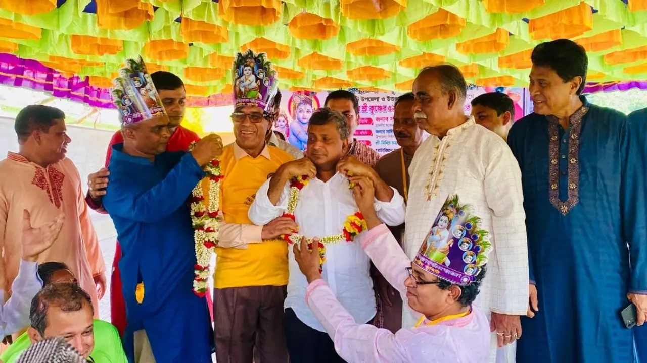 শুভেন্দুকে নিজের দেশ নিয়ে মাথা ঘামানোর পরামর্শ এমপি সরোয়ার আলমগীরের