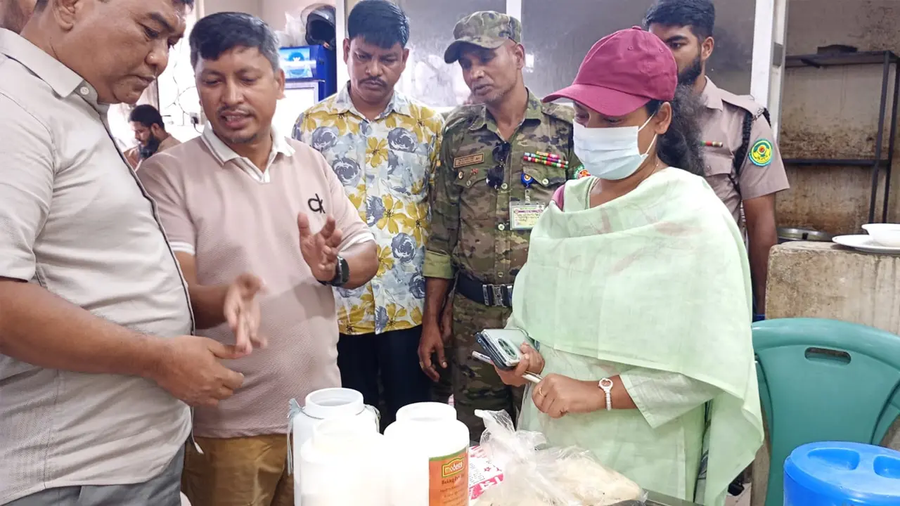 চসিকের ভেজালবিরোধী অভিযান, ২ প্রতিষ্ঠানকে জরিমানা