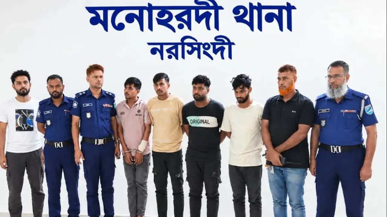 হাত-পা বেঁধে ডিমের গাড়ি লুট, আন্তঃজেলা ডাকাত দলের ৫ সদস্য গ্রেপ্তার