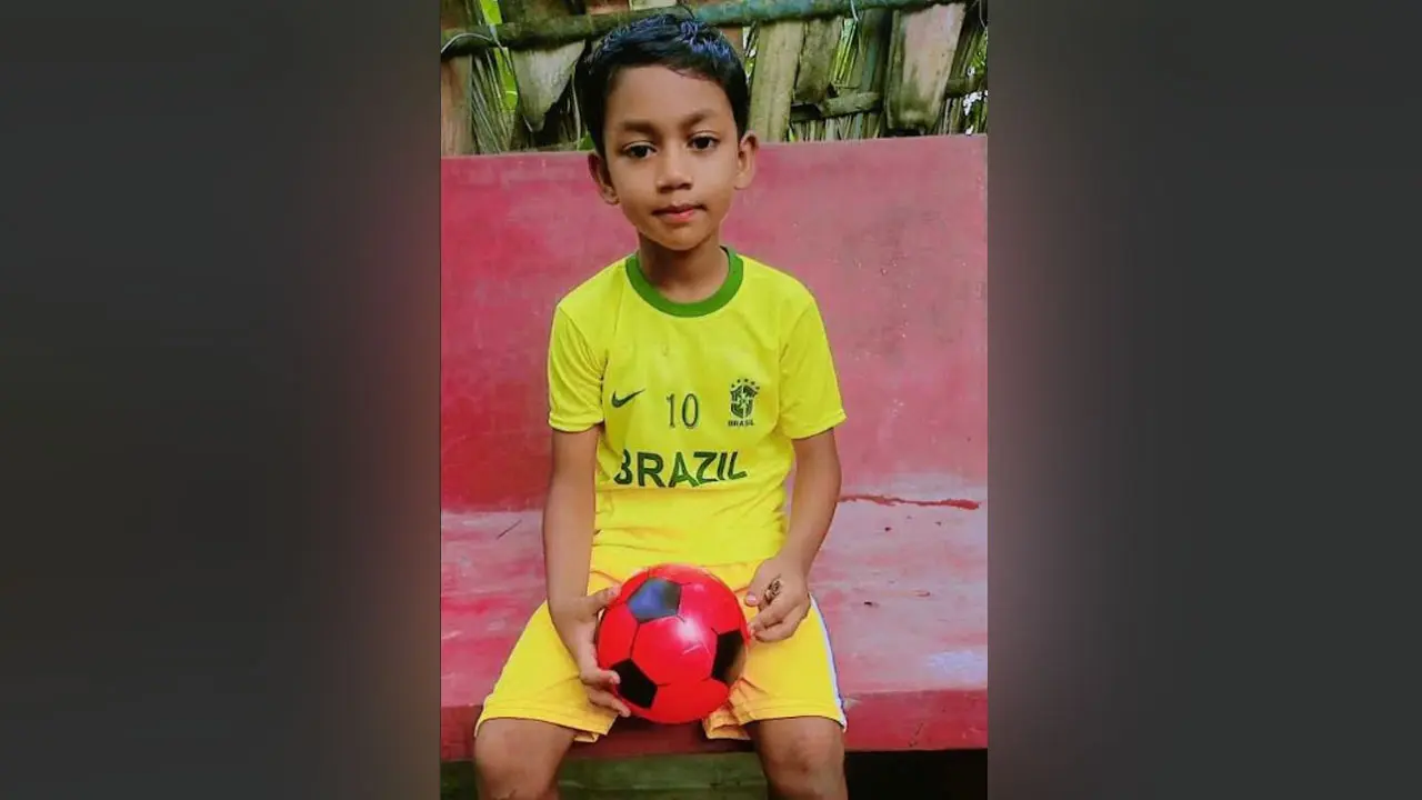 বাড়ি থেকে নিখোঁজের তিন দিন পর খালে মিলল রাফির লাশ