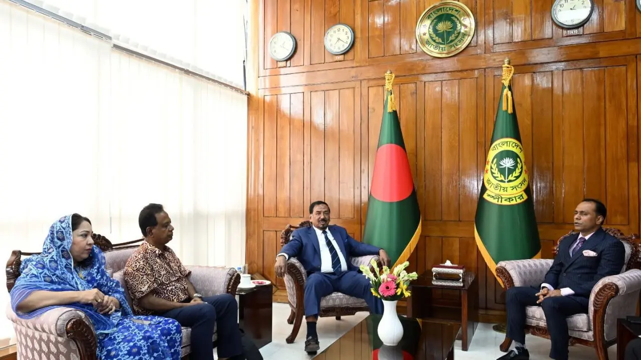 পেপারবিহীন সংসদ প্রতিষ্ঠায় ই-পার্লামেন্ট চালুর উদ্যোগ