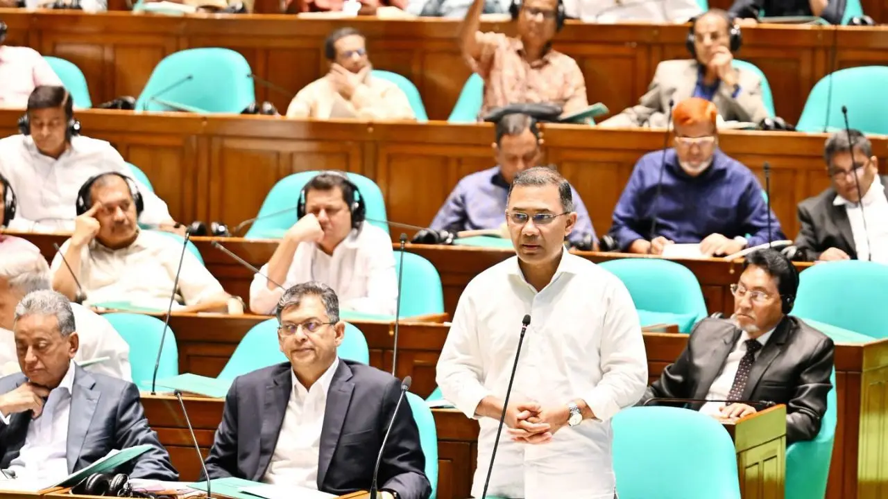 ঢাকা-চট্টগ্রামে ইলেকট্রিক ট্রেন চালুর উদ্যোগ, অর্থায়ন পেলে কাজ শুরু
