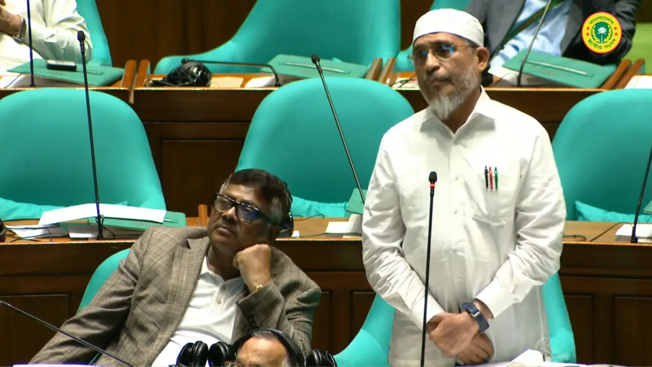 র্যাবের মতো সংগঠন দেশের নিরাপত্তার স্বার্থে প্রয়োজন : লুৎফুজ্জামান বাবর