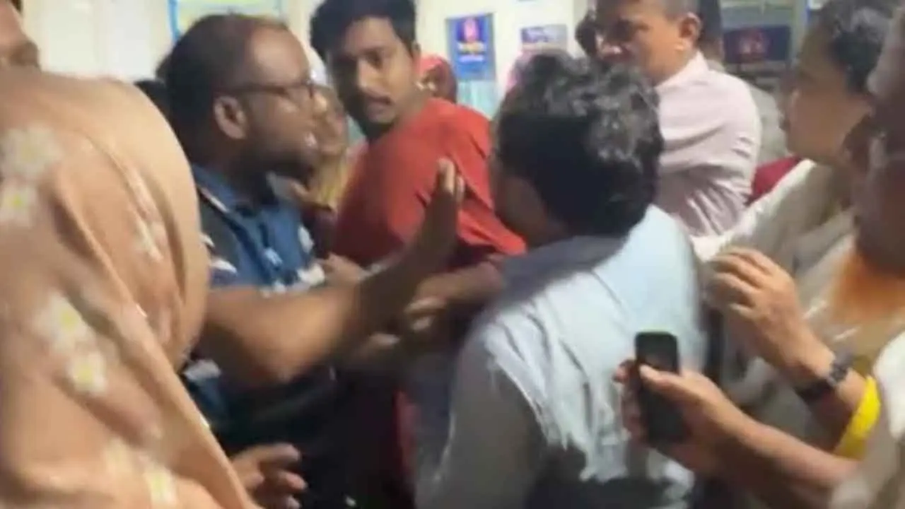 নিথর পড়ে ছিল ৯ মাসের শিশু, পিআইসিইউতে মেলেনি কোনো ডাক্তার