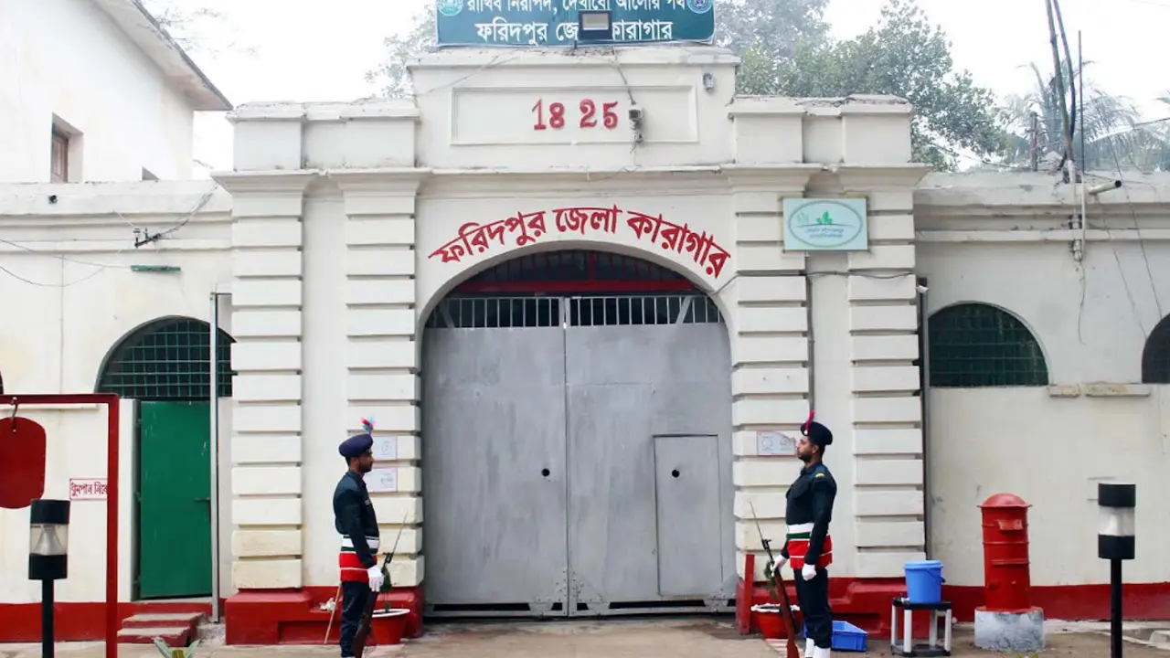 চাকরির প্রলোভনে দুই বোনকে ভারতে পাচার, আসামির ১০ বছর কারাদণ্ড