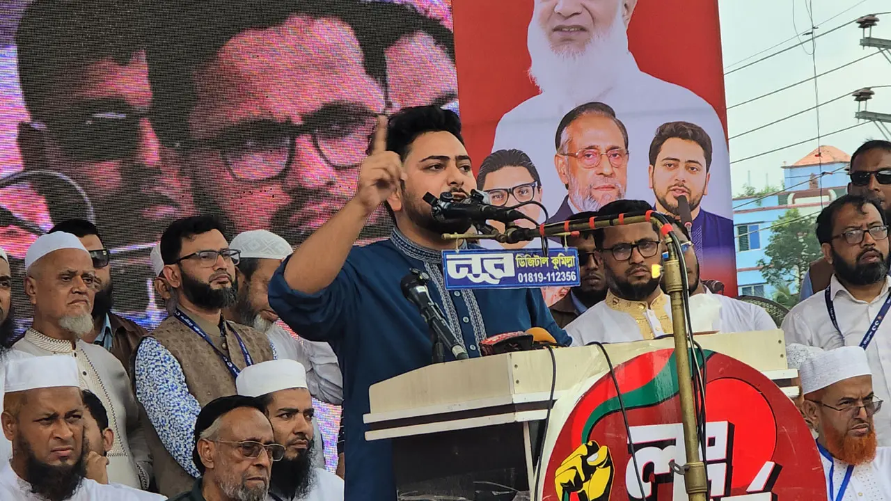 আঘাত দিলে পাল্টা আঘাত আসবে : নাহিদ ইসলাম