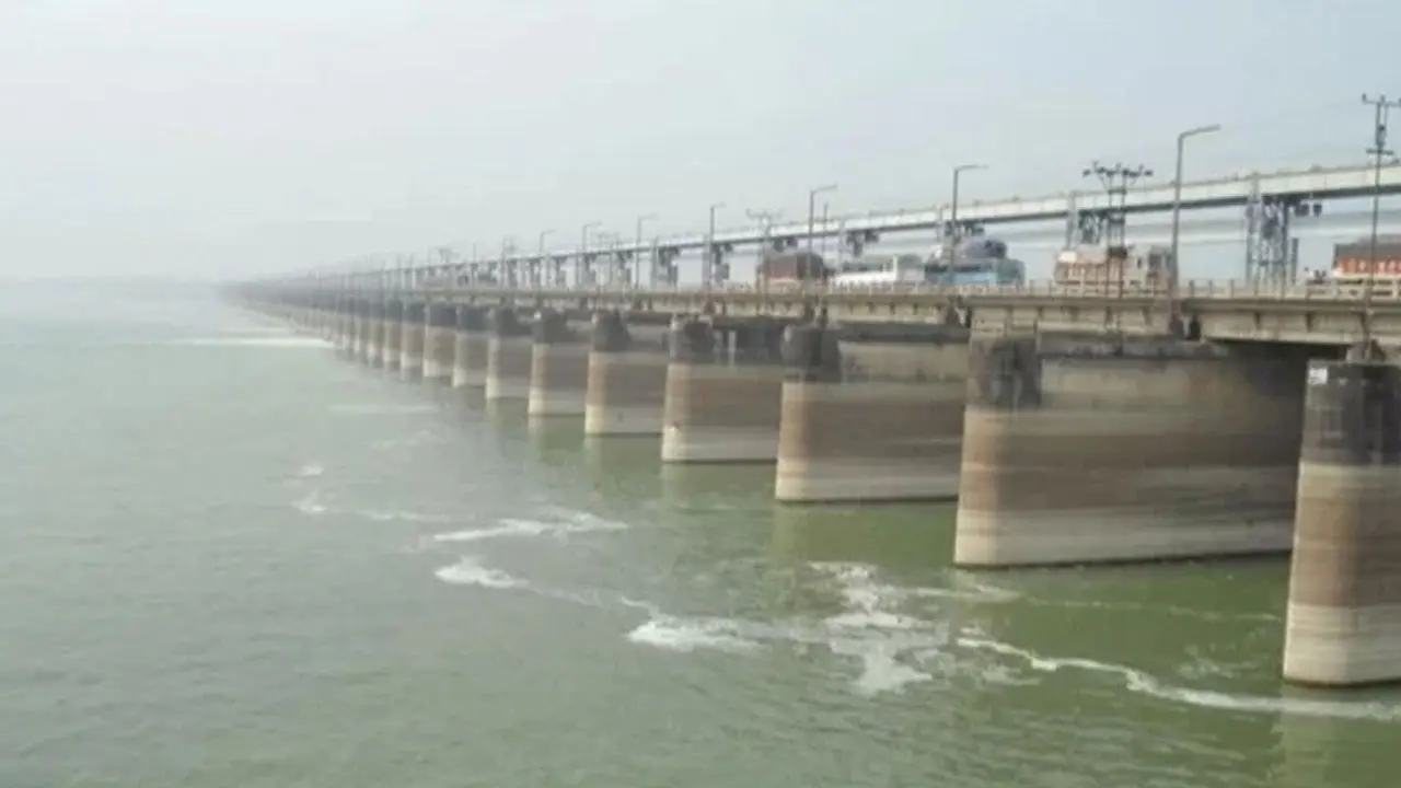 গঙ্গা-গড়াইয়ের পানি সতর্কসীমায় উঠার আভাস