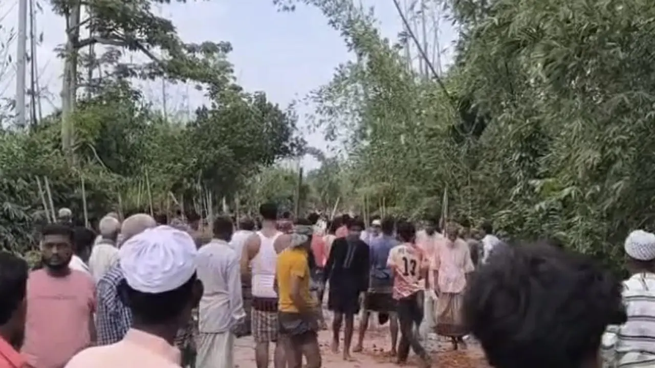 জুমার নামাজের পর জমি নিয়ে দুই পক্ষের সংঘর্ষ, নিহত ১