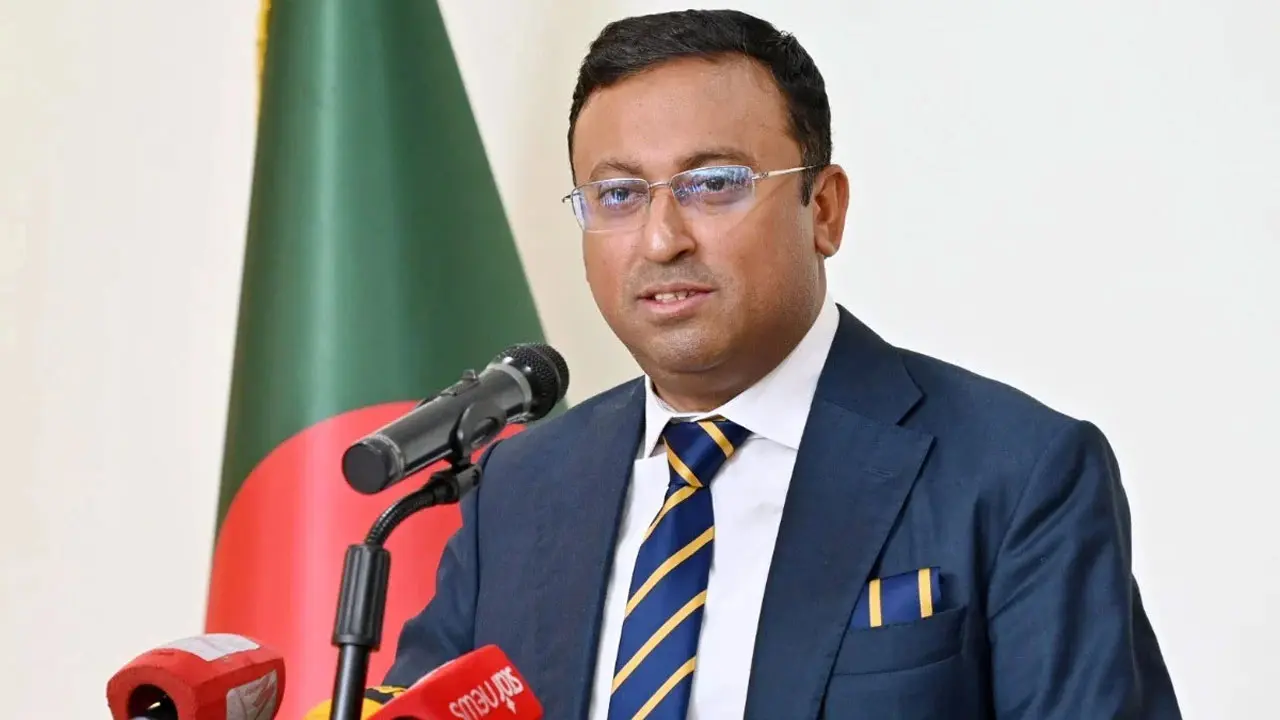 প্রধানমন্ত্রী উপযুক্ত সময়ে দি‌ল্লি সফর করবেন : হুমায়ুন কবির