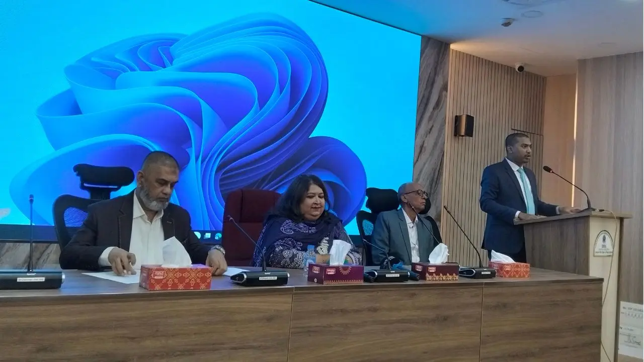 বিমা খাতে বকেয়া ৭ হাজার কোটি, পরিশোধের হার ৭৫ শতাংশে উন্নতির লক্ষ্য
