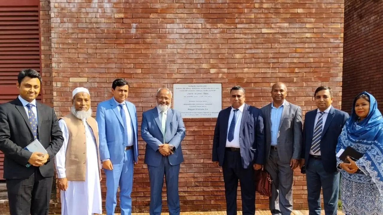 ইসলামাবাদ হাইকমিশন পরিদর্শন করল পররাষ্ট্র মন্ত্রণালয়ের প্রতিনিধিদল