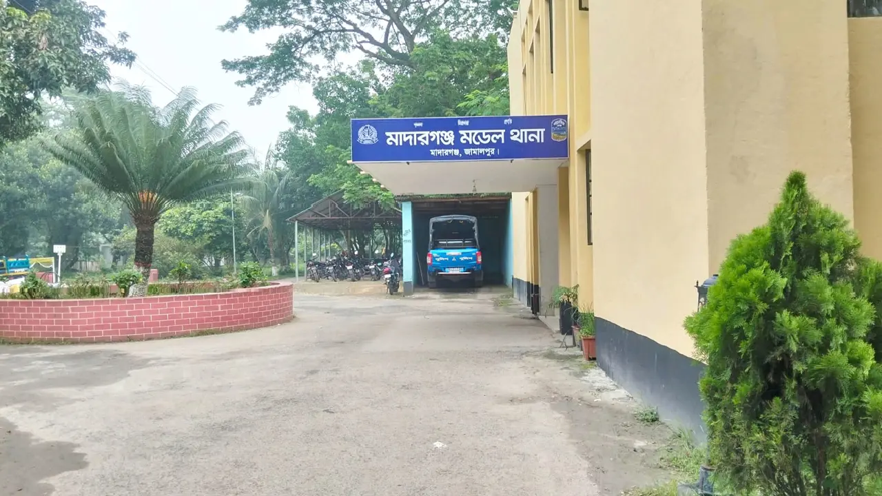 জামালপুরে সাপের কামড়ে ব্যবসায়ীর মৃত্যু