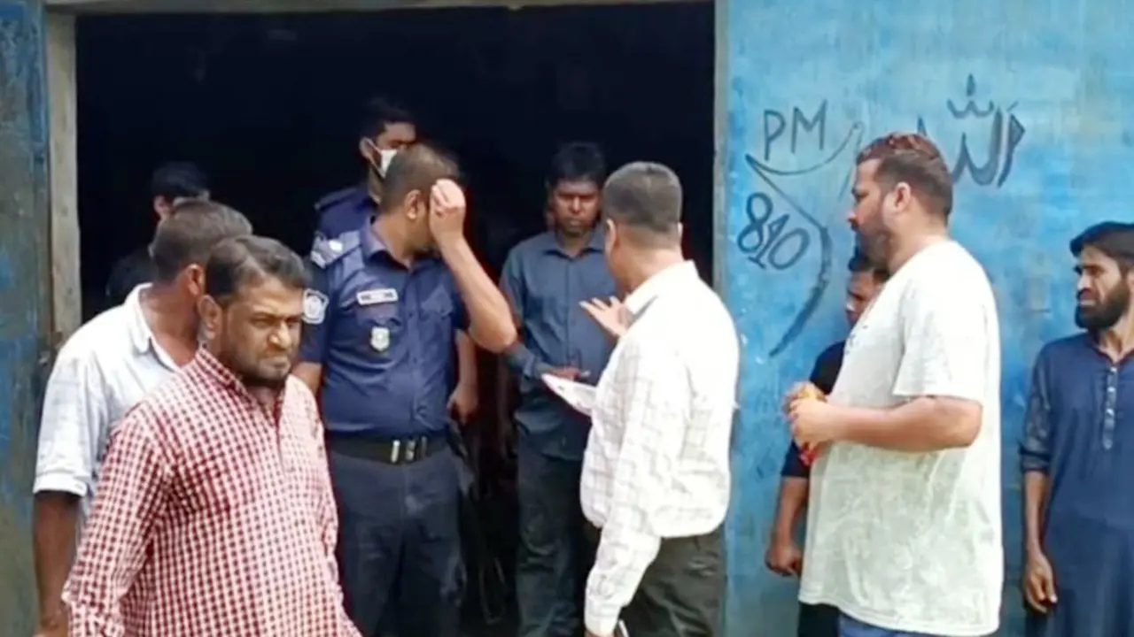 পশুখাদ্য আর বিষাক্ত কেমিক্যালে সয়াবিন বড়ি তৈরি, লাখ টাকা জরিমানা