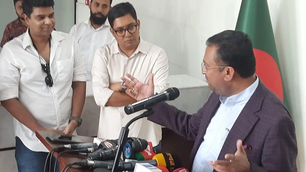 ডব্লিউএইচও থেকে পুতুলের পদত্যাগ নিয়ে যা বললেন হুমায়ুন কবির