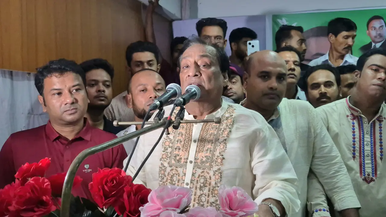 ‘অর্থনীতি পুনরুদ্ধার, রাষ্ট্র মেরামতই সরকারের বড় চ্যালেঞ্জ’