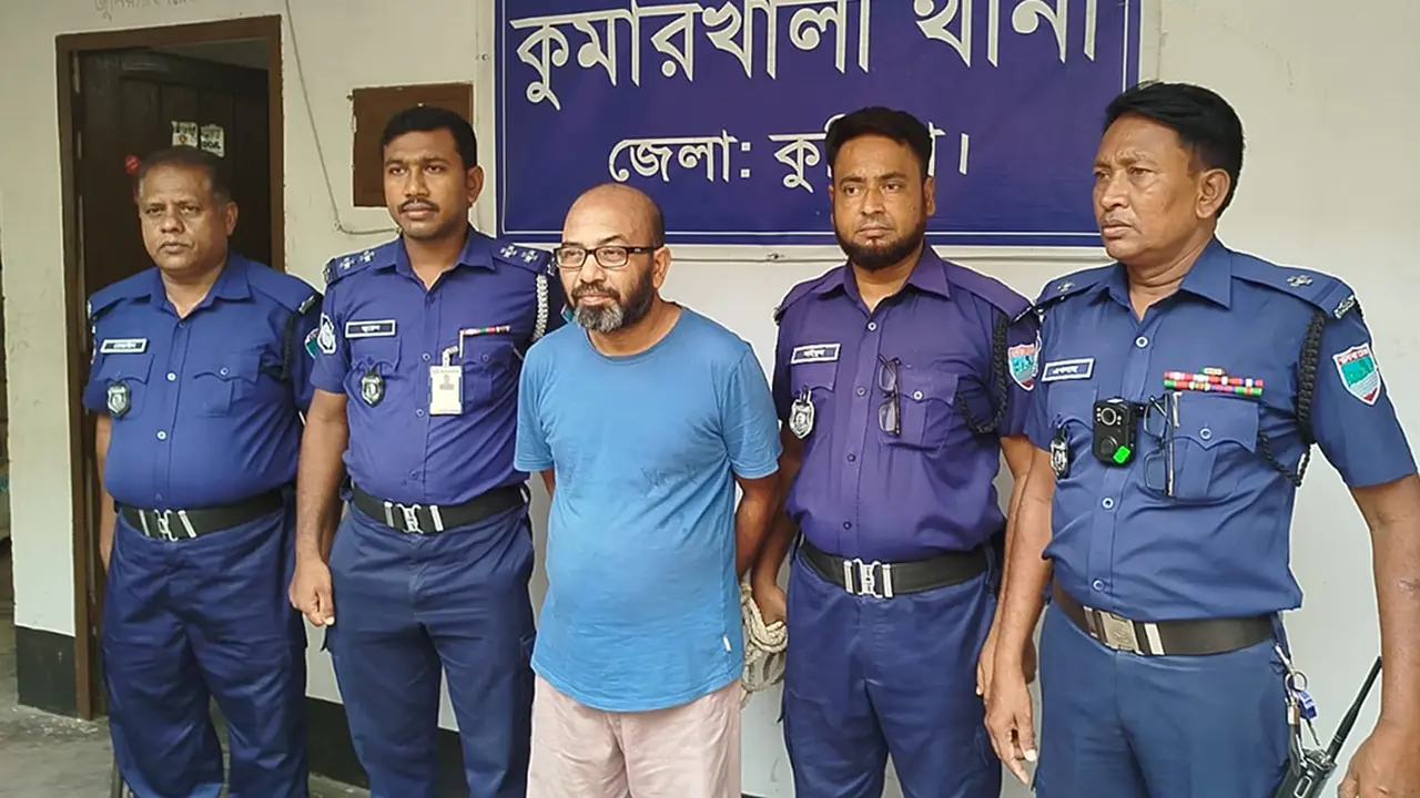 জেলখানা থেকে পলাতক ১২৪ মামলার আসামি ঢাকায় গ্রেপ্তার