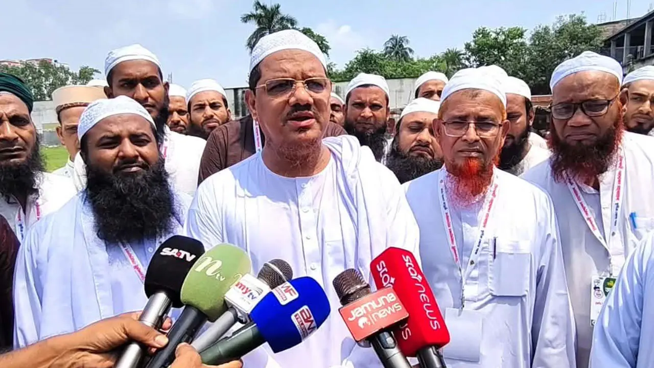 অন্তর্বর্তী সরকারের চেয়েও বর্তমান সরকার দেশকে খারাপ দিকে নিয়ে যাচ্ছে