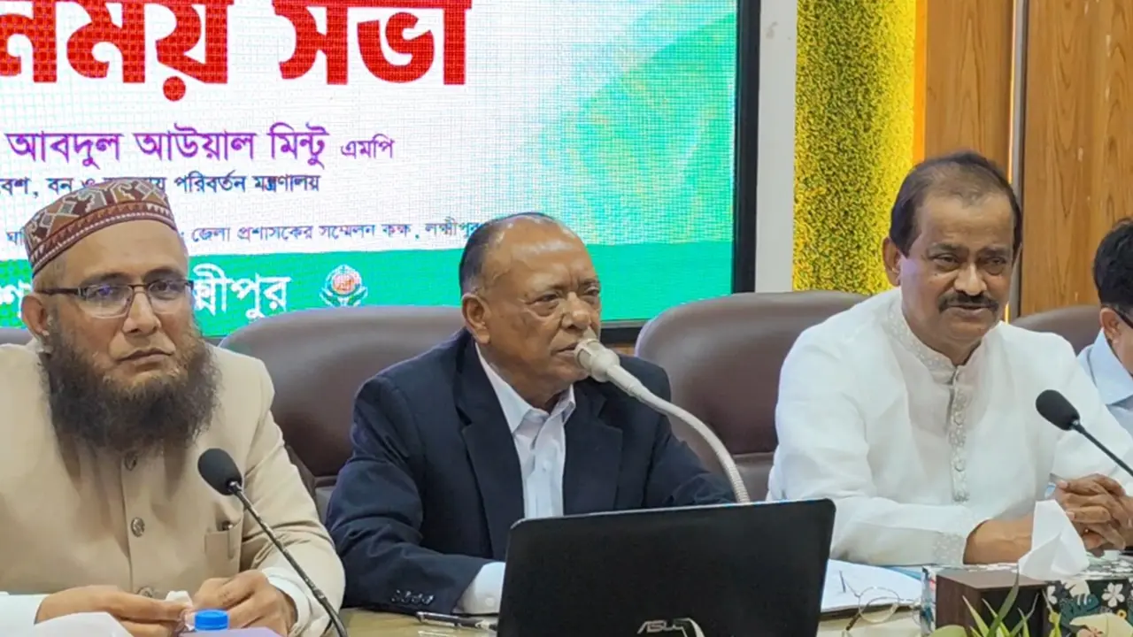 সরকারি চাকরিজীবীদের কাজ হলো কিছু চুরি, কিছু কাজ: পরিবেশমন্ত্রী