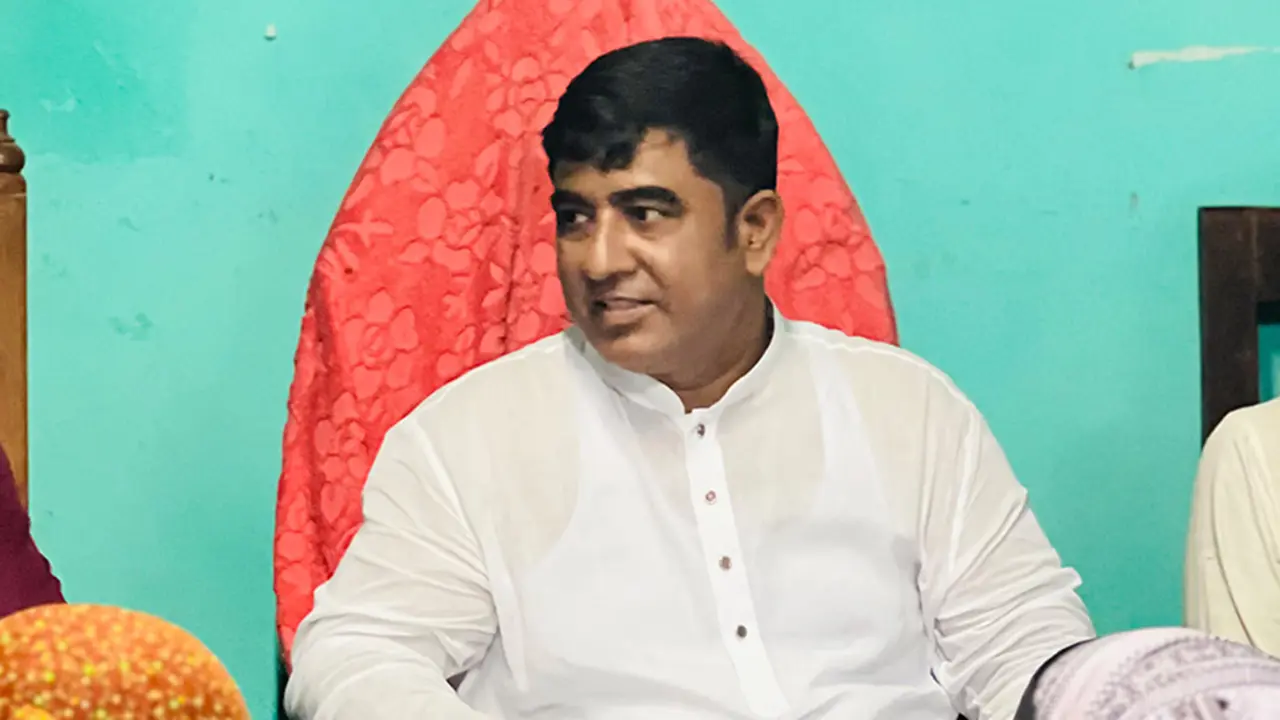 দুই বছর পর ইউনিয়ন পরিষদে অফিস করলেন আ. লীগ নেতা