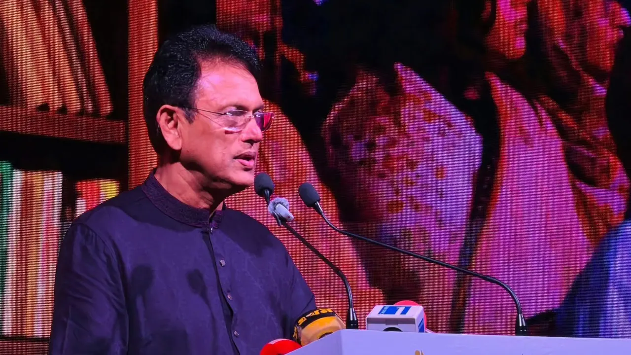 ভবিষ্যৎ প্রজন্মকে সঠিক পথে রাখতে বইয়ের বিকল্প নেই : শিক্ষামন্ত্রী