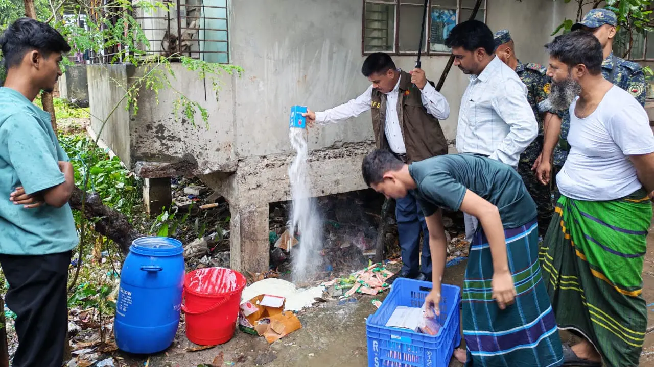আইসক্রিমের স্টোরেজে মাছ-মাংস, ভেনিস ফ্যাক্টরিকে বড় অংকের জরিমানা
