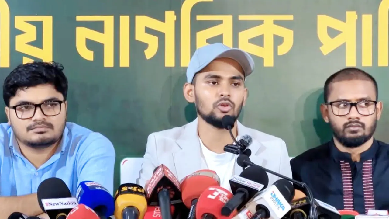 দুদককে ক্ষমা চাইতে ২৪ ঘণ্টার আলটিমেটাম আসিফ মাহমুদের