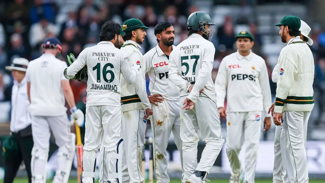 সাত খেলোয়াড়কে দেশে ফেরত পাঠাল পাকিস্তান, দলে পাঁচ নতুন মুখ