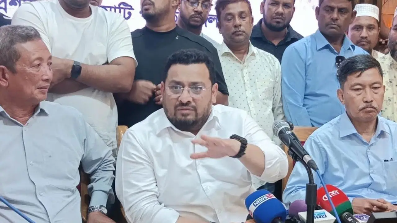 পরিবেশ বিনষ্ট করে কোনো পর্যটন বা অবকাঠামোগত উন্নয়ন নয় : মীর হেলাল