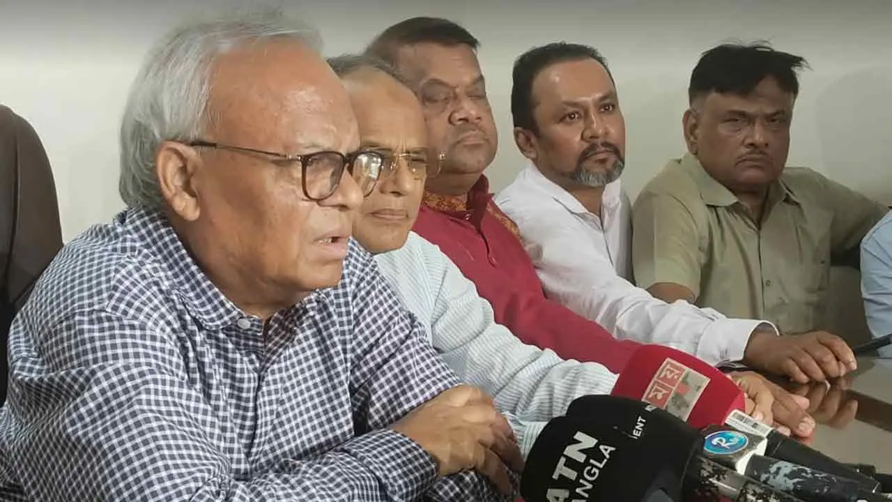 বিরোধী দল গণতন্ত্র বিনষ্টের চেষ্টা করছে : রিজভী