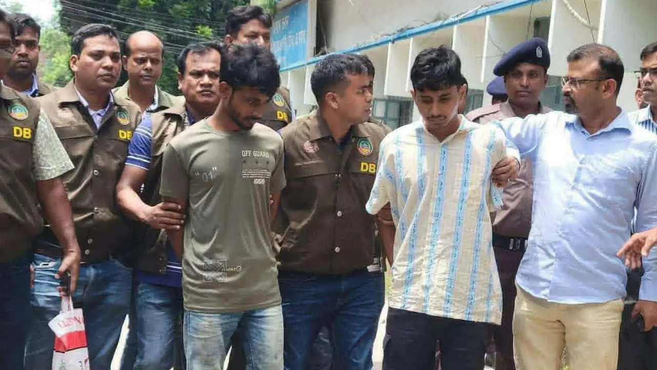 ২ দিনে সিদ্ধার্থ ও মুগ্ধকে জেলগেটে জিজ্ঞাসাবাদ, মিলেছে প্রয়োজনীয় তথ্য