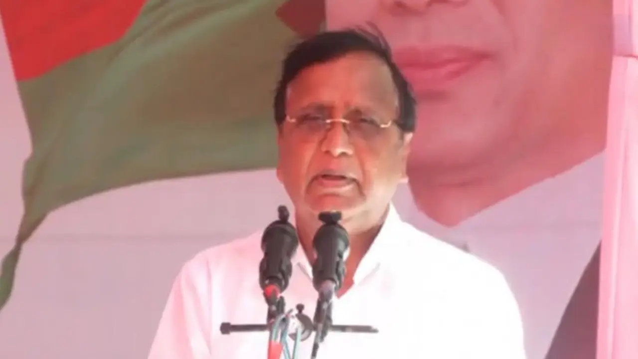 আগে রাস্তার জন্য মানুষ জমি দিত, এখন সরকারি জমি দখল হয়