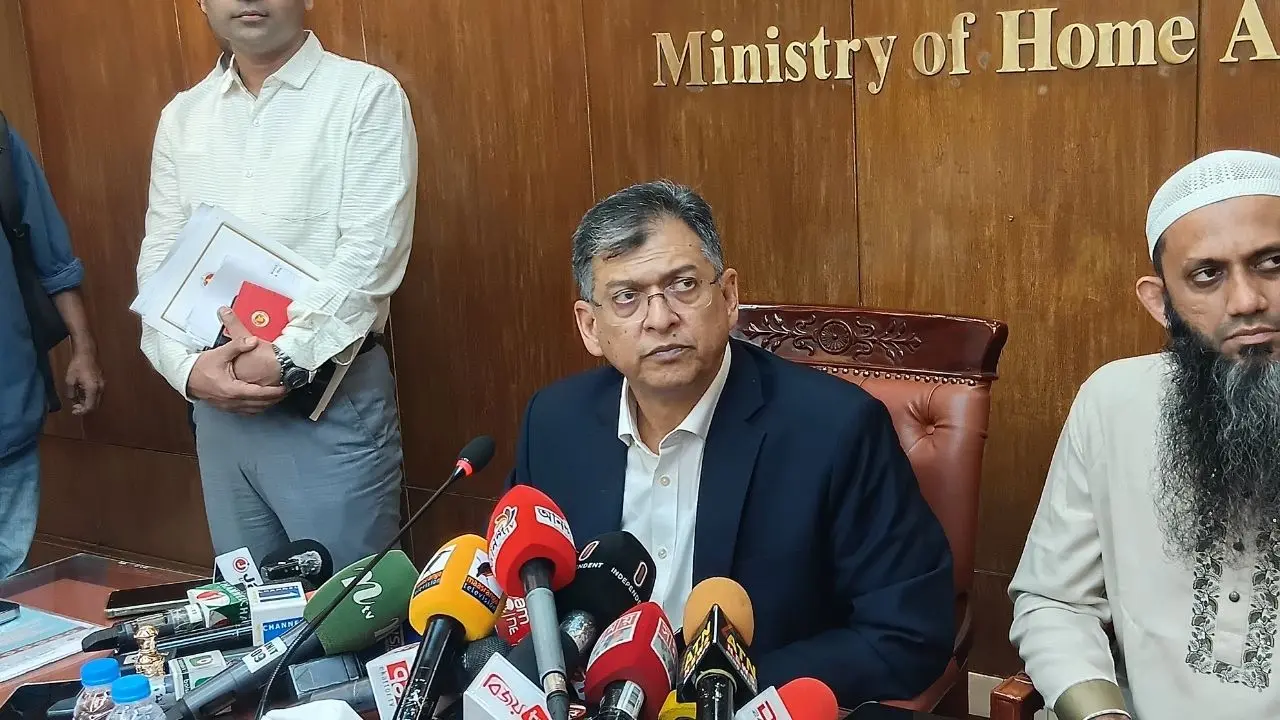 আইন-শৃঙ্খলা পরিস্থিতি নিয়ন্ত্রণে রয়েছে : স্বরাষ্ট্রমন্ত্রী