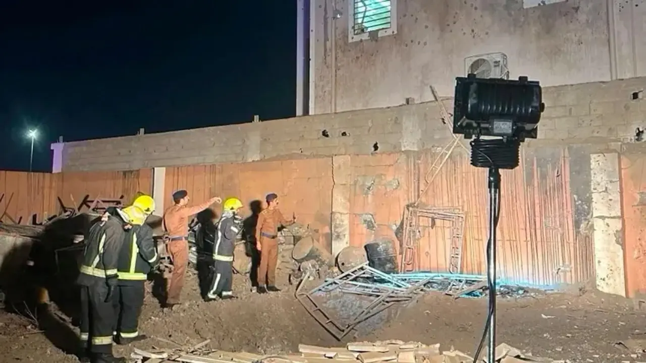 সৌদিতে হুথিদের হামলায় মসজিদসহ বহু ঘরবাড়ি ক্ষতিগ্রস্ত