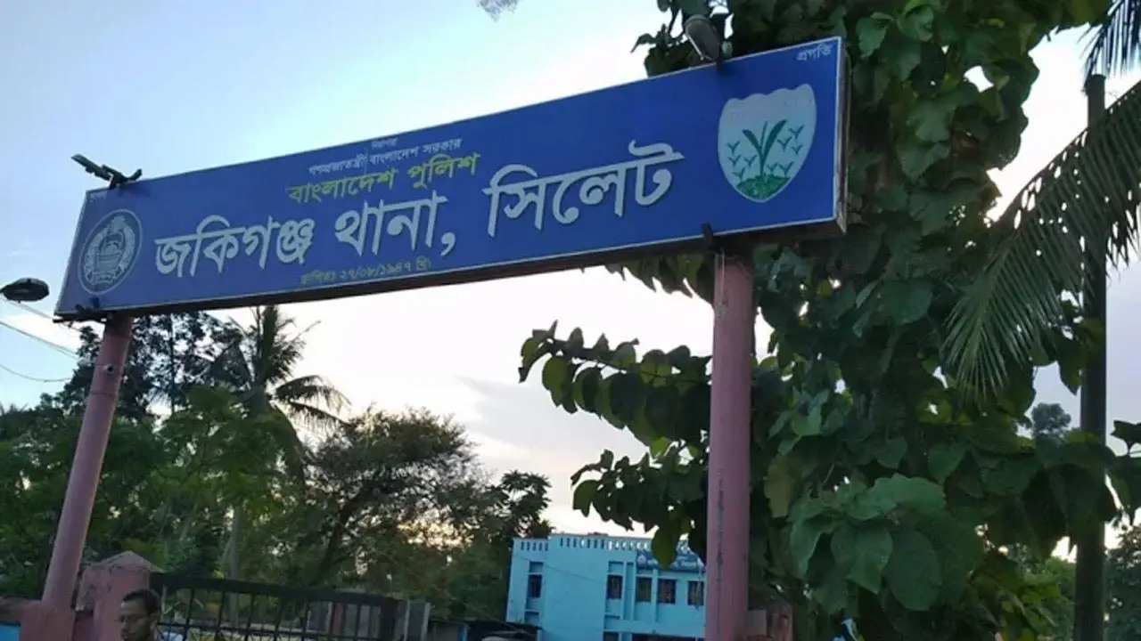 সিলেটে অন্তঃসত্ত্বা নারী ও চার বছরের শিশু কন্যার ঝুলন্ত মরদেহ উদ্ধার