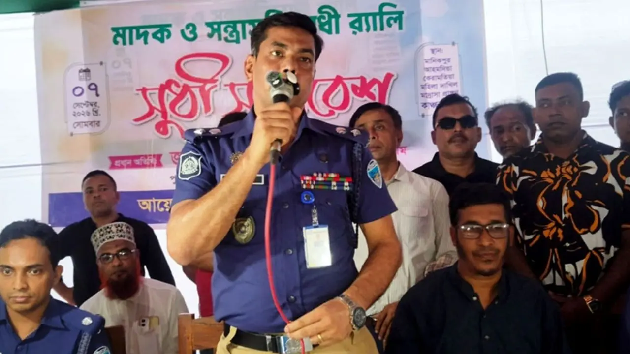 ‘ডেভিড ইমন-কালা মোবারকের সঙ্গে থাকা কেউ ভালো হতে চাইলে সময় দেওয়া হবে’