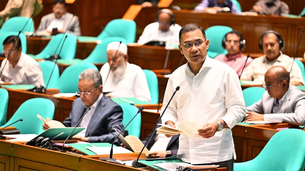 লং মার্চ দিয়ে বিদ্যুৎ-গ্যাসের সমস্যা সমাধান সম্ভব নয় : প্রধানমন্ত্রী