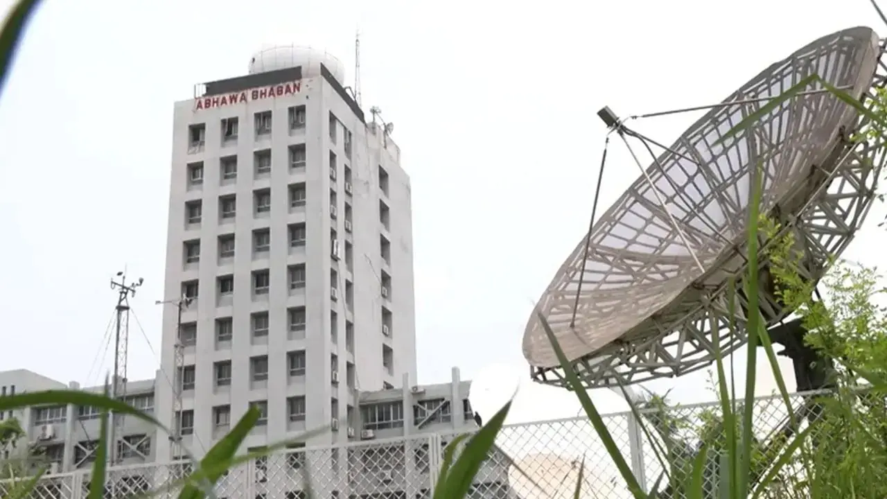 ঢাকায় বৃষ্টির সম্ভাবনা কম, বাড়তে পারে গরম