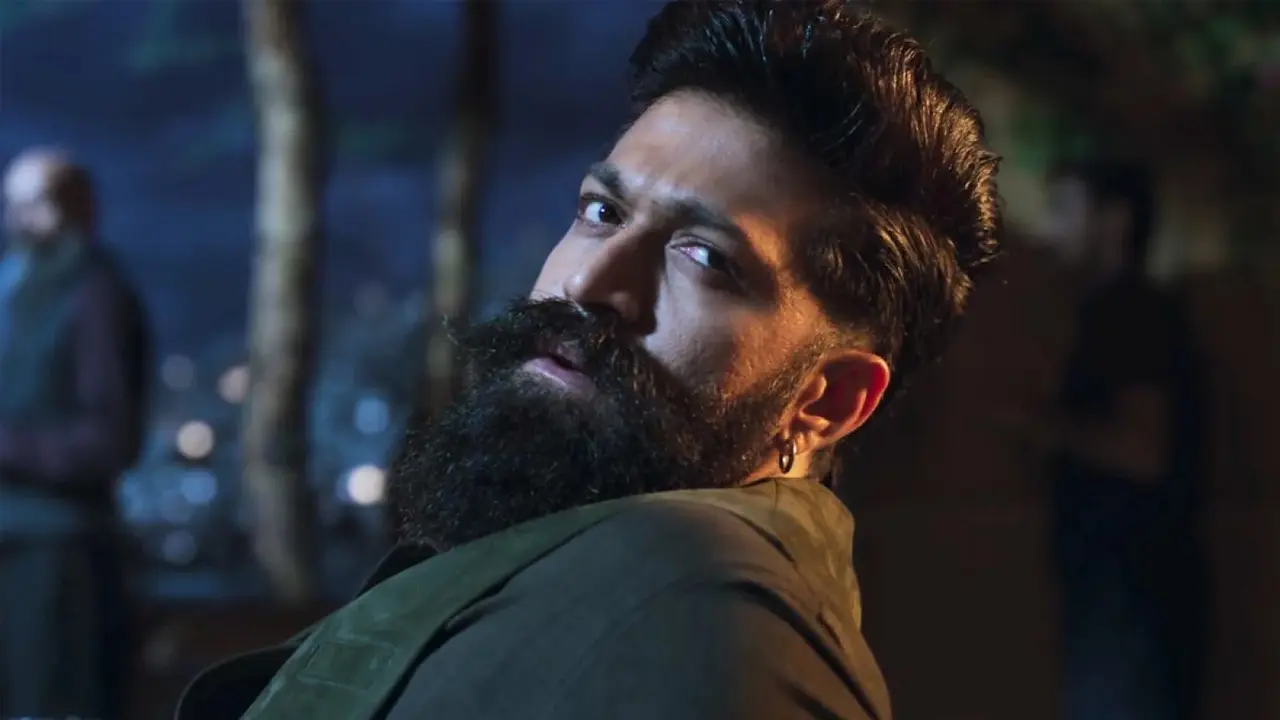 ২০০ কোটির স্বপ্ন ভেঙে ‘টক্সিক’-এর ওটিটি দর নামল ৩০ কোটিতে