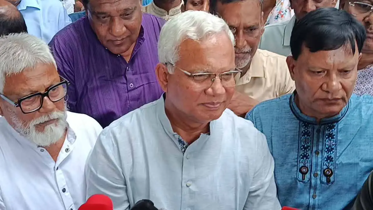 বিএনপি গণতন্ত্র পুনরুদ্ধার ও মানুষের অধিকার প্রতিষ্ঠার জন্য মাঠে থেকেছে