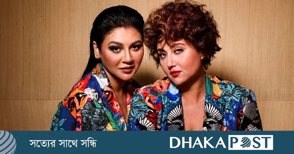 জয়া-স্বস্তিকার ফ্রেমবন্দি উষ্ণতা!