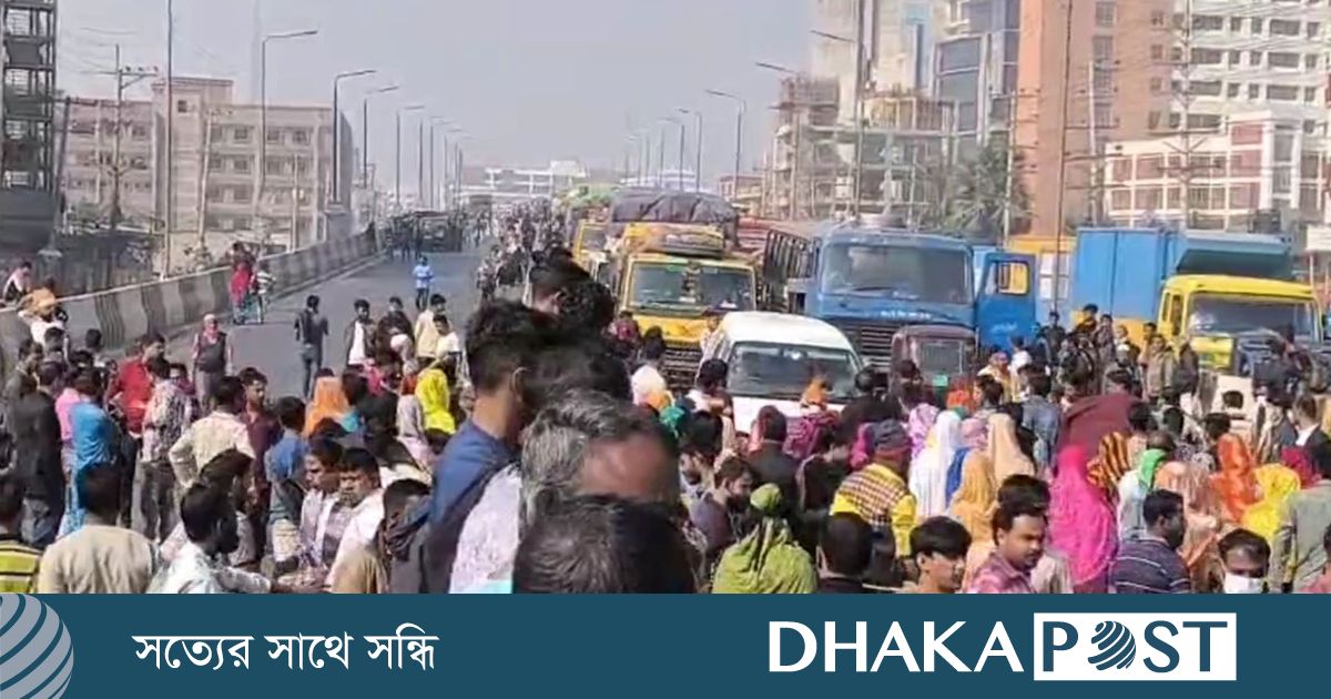 কারখানা খুলে দেওয়ার শর্তে মহাসড়ক ছাড়লেন শ্রমিকরা