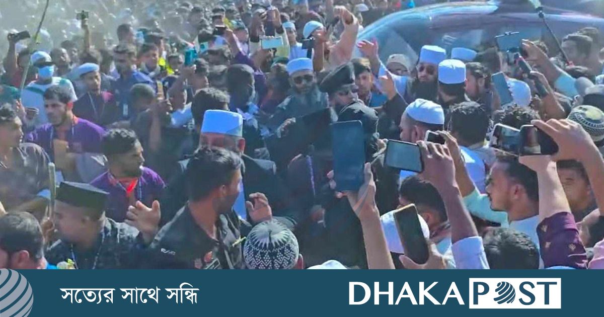 আজহারীর মাহফিলে কয়েক লাখ মানুষ, কাজ করছে না ইন্টারনেট