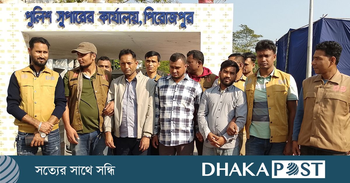 হ্যান্ডকাফ-ওয়াকিটকিসহ ৩ ভুয়া র্যাব সদস্য গ্রেপ্তার