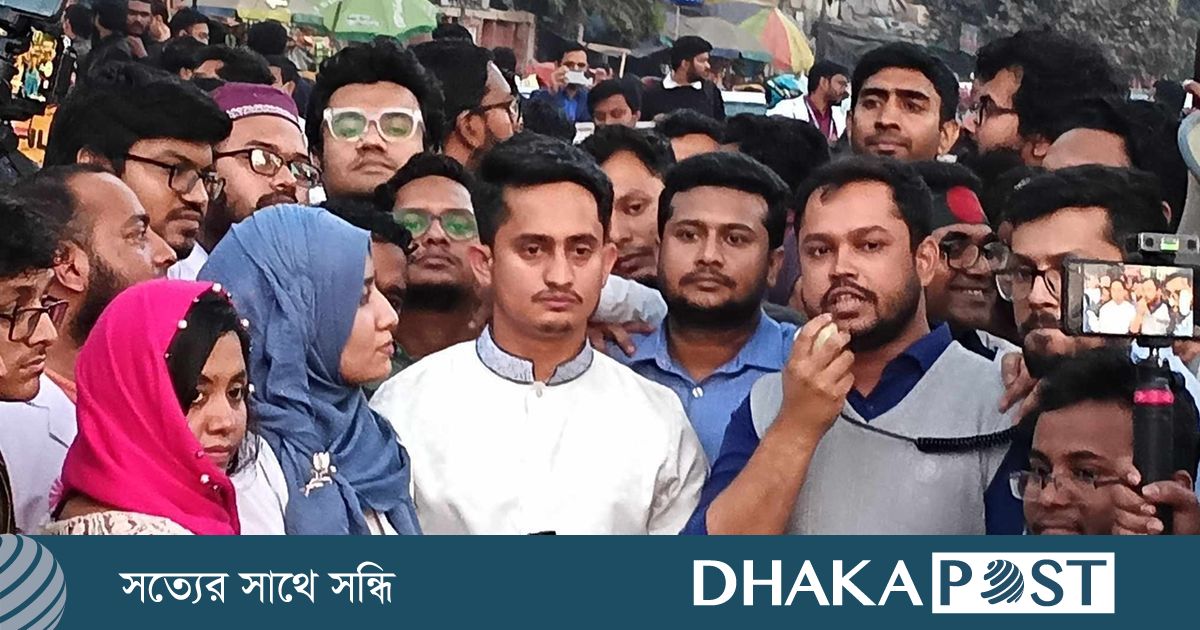 কর্মবিরতির ঘোষণা দিয়ে সড়ক ছাড়লেন চিকিৎসকরা