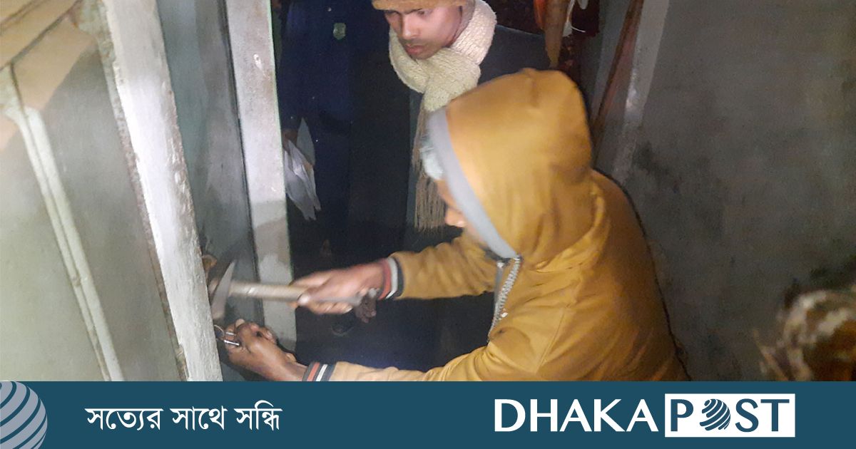 তালাবদ্ধ ঘরে মিলল গৃহবধূর নিথর দেহ, স্বামী পলাতক