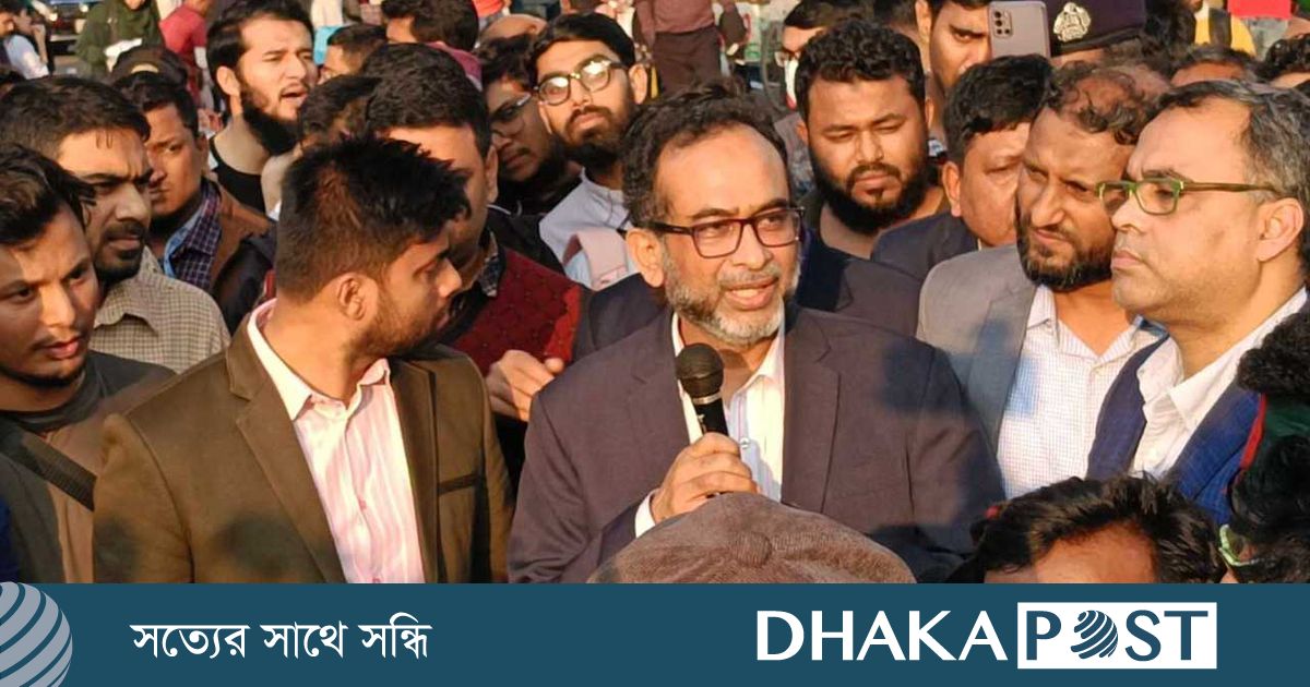 চিকিৎসকদের শাহবাগ ছাড়ার অনুরোধ বিএসএমএমইউ ভিসির