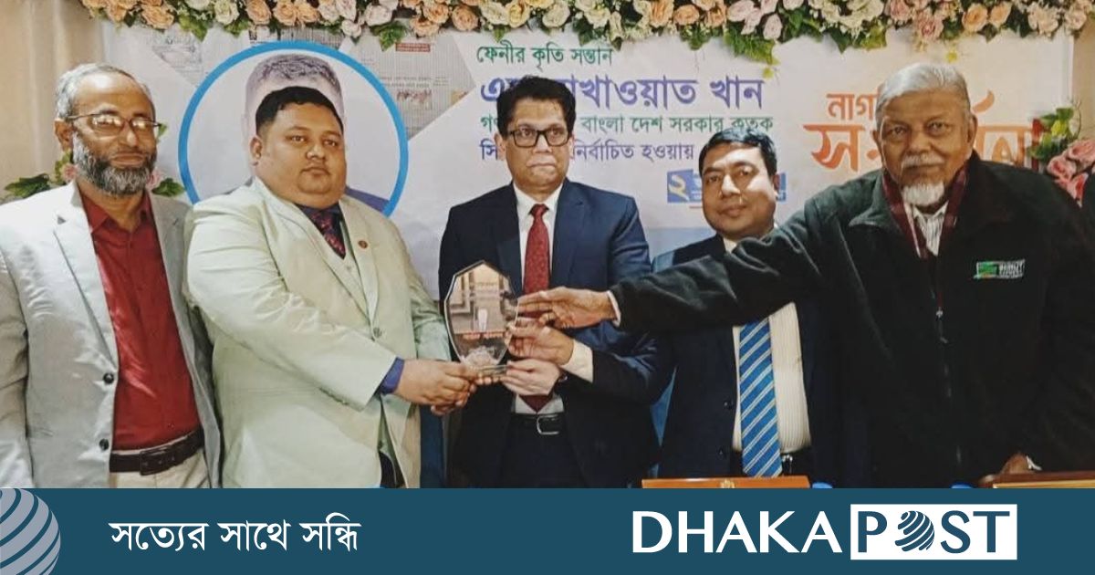 ফেনীতে কাতার আওয়ামী লীগ নেতাকে সংবর্ধনা, অতিথি ডিসি-এসপি