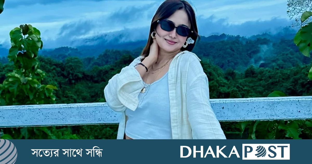 ‘ছোট বিষয়গুলো থেকে সহজে সুখ খুঁজে নিতে পারেন’